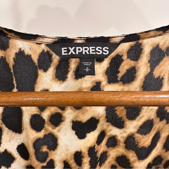 Leopard Print Sleeveless Dress from Express - Picture 4 of 7